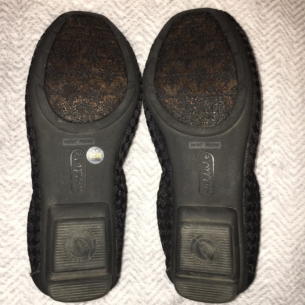 NURTURE Black w/Suede Accent Woven Maddox Shoes - Picture 5 of 6